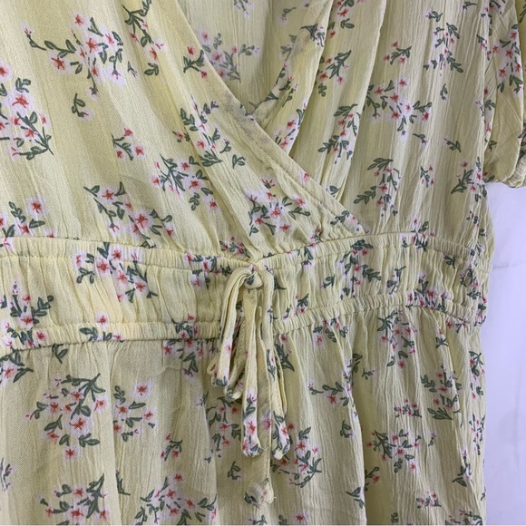 NWoT Derek Heart Yellow Floral Empire Waist Wrap Blouse, size XL - Picture 3 of 9